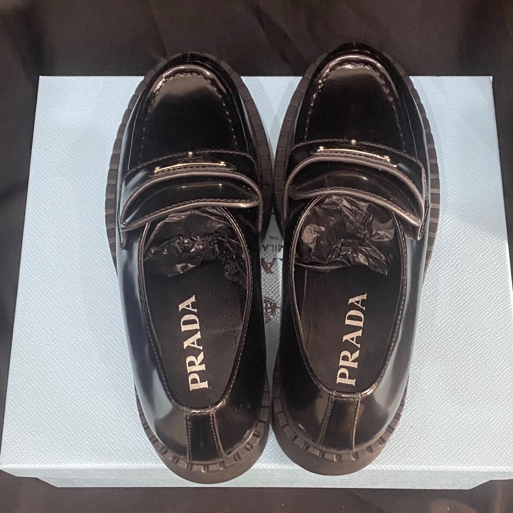 Prada Glossy Black Men's Slip-On Loafers